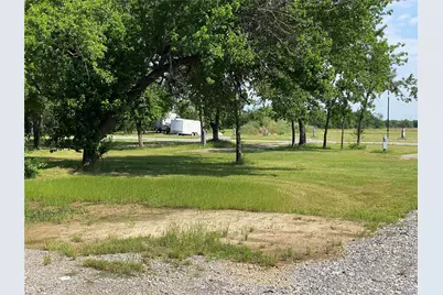 2141 Hwy 64, Ladonia, TX 75449 - Photo 11