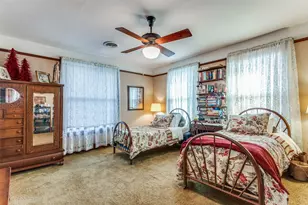 1215 Elizabeth Blvd, Fort Worth, TX 76110 - Photo 13
