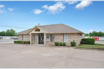 411 E Hwy 22, Clifton, TX 76634 - Photo 1