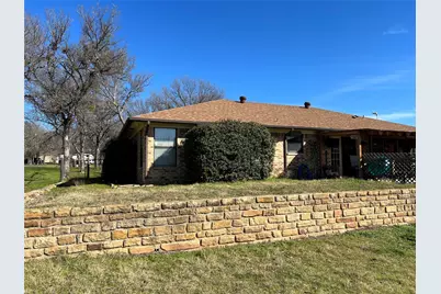 3208 N Roadrunner Court, Granbury, TX 76049 - Photo 15