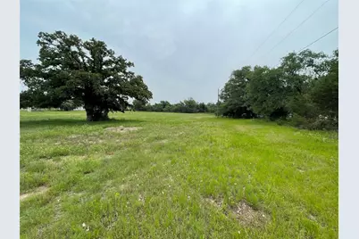 979 East Barry Street, Reno, TX 76020 - Photo 9