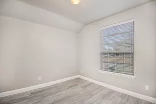 5749 Diamond Valley Dr, Fort Worth, TX 76179 - Photo 11