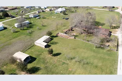 551 County Road 3390, Paradise, TX 76073 - Photo 35