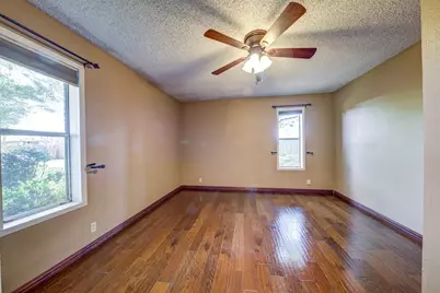 551 County Road 3390, Paradise, TX 76073 - Photo 17