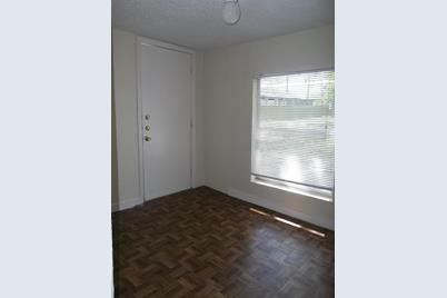 352 E Belt Line Road, Wilmer, TX 75172 - Photo 11