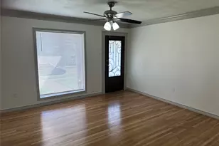 809 Cliffdale Ave, Dallas, TX 75211 - Photo 3