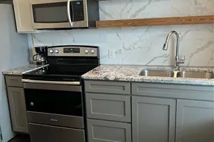 506 Green St, Bowie, TX 76230 - Photo 3