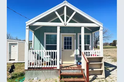 506 Green Street, Bowie, TX 76230 - Photo 1