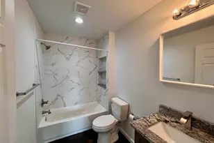 506 Green St, Bowie, TX 76230 - Photo 7