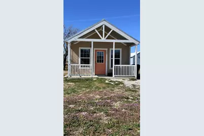 504 Green Street, Bowie, TX 76230 - Photo 15