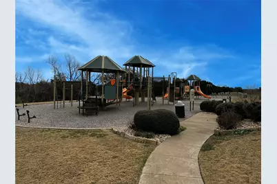 6329 Fullerton Court, Cleburne, TX 76033 - Photo 13