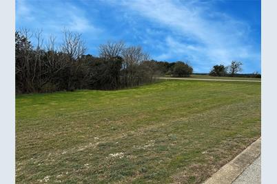 6329 Fullerton Court, Cleburne, TX 76033 - Photo 3