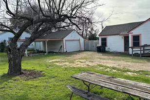 4216 Hampshire Blvd, Fort Worth, TX 76103 - Photo 3