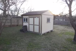105 Terrell St, Ranger, TX 76470 - Photo 27