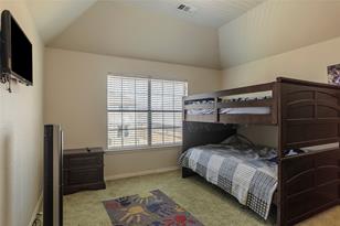 3036 Larreta, Grand Prairie, TX 75054 - Photo 27