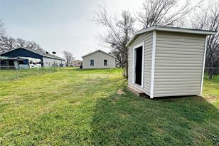 1305 Blewett St, Graham, TX 76450 - Photo 23