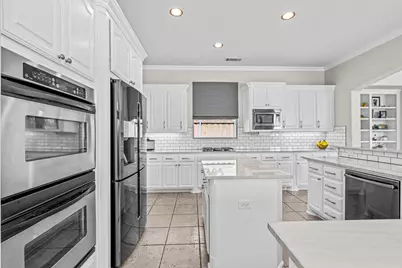 1800 Prairie Creek Trail, Frisco, TX 75033 - Photo 13