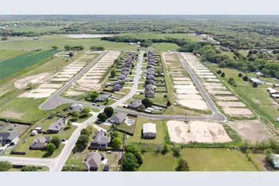 Lot 11 Blk 3 Sienna Drive, Alvord, TX 76225 - Photo 11