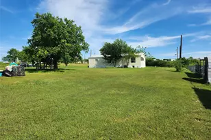 308 Coyote Trail, Rhome, TX 76078 - Photo 5