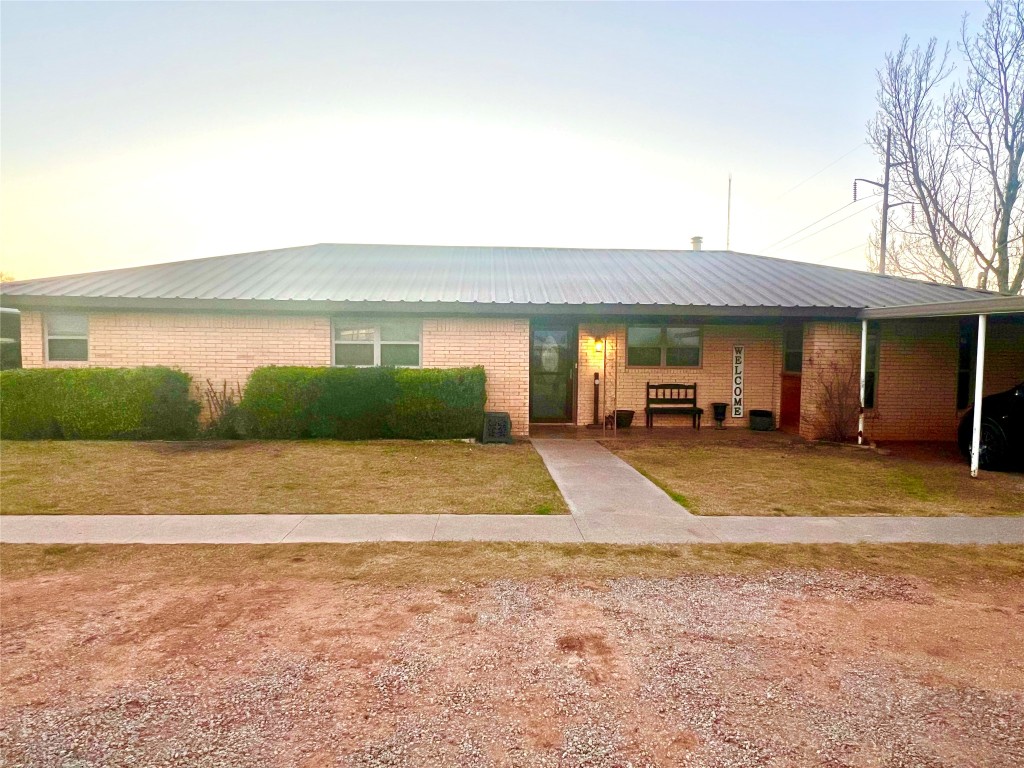 212 S Bryan Ave, Aspermont, TX 79502 MLS 20583657 Coldwell Banker