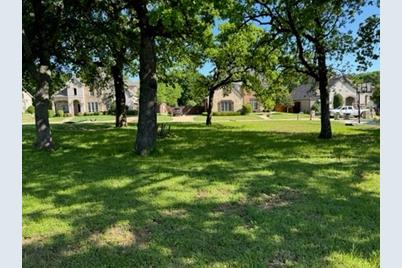2910 Zinfandel Lane, Arlington, TX 76001 - Photo 1