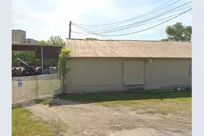 517 E Broadway Street #304H Jefferson St, Gainesville, TX 76240 - Photo 1