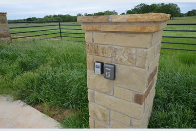 6005 Conifer Court, Poolville, TX 76487 - Photo 13