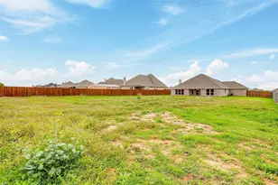 312 Trail Dust Dr, Godley, TX 76044 - Photo 37