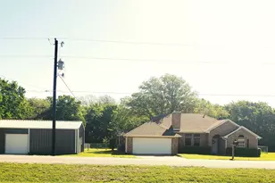 2615 Rolling Hills Dr, Sherman, TX 75092 - Photo 3