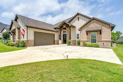 534 Christian Way, Azle, TX 76020 - Photo 1