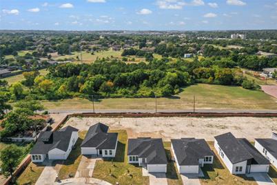 3846 W Kiest Boulevard, Dallas, TX 75233 - Photo 7