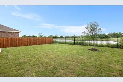 8245 Stovepipe Drive, Fort Worth, TX 76179 - Photo 35