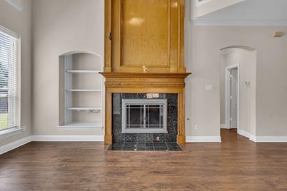 124 Sycamore Court, Grapevine, TX 76051 - Photo 9