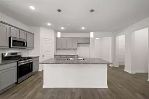 1913 Seminole Dr, Cleburne, TX 76033 - Photo 9