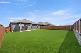 1913 Seminole Dr, Cleburne, TX 76033 - Photo 27
