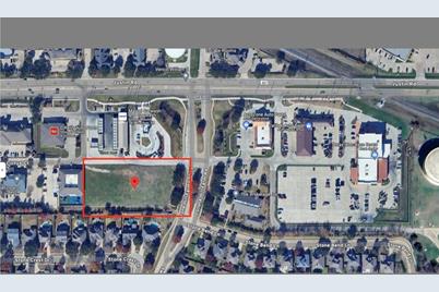 6201 Stone Hill Farms Parkway, Flower Mound, TX 75028 - Photo 1