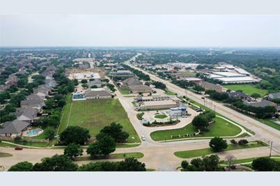 6201 Stone Hill Farms Parkway, Flower Mound, TX 75028 - Photo 5