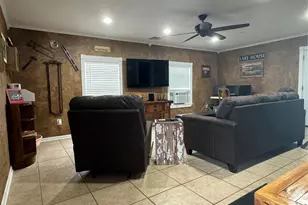 804 Crestline Dr, Mexia, TX 76667 - Photo 13