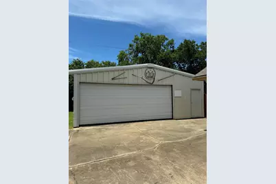804 Crestline Drive, Mexia, TX 76667 - Photo 17