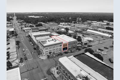 318 N Main Street, Bonham, TX 75418 - Photo 37