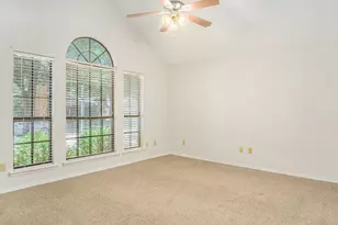 6908 Bentley Ave, Fort Worth, TX 76137 - Photo 19
