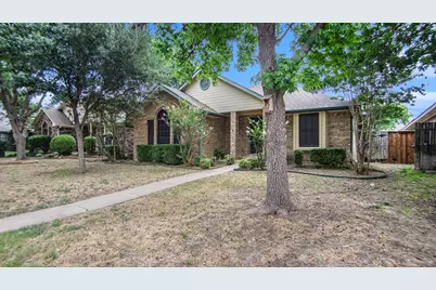 6908 Bentley Avenue, Fort Worth, TX 76137 - Photo 3