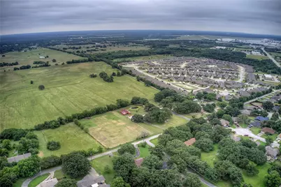 7209 Hackberry Drive, Greenville, TX 75402 - Photo 7