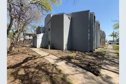 219 Fry Street #11, Denton, TX 76201 - Photo 3