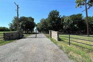 Lot 4 1069 Waters Edge Dr, Denison, TX 75020 - Photo 1