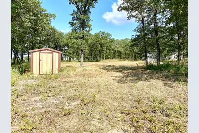 524 County Road 1792, Sunset, TX 76270 - Photo 11