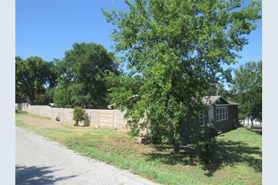 572 Quail Creek Circle, Pottsboro, TX 75076 - Photo 1