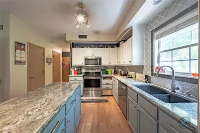 114 Lakeway Lane, Gun Barrel City, TX 75156 - Photo 5