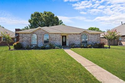 3306 Suzanne Drive, Rowlett, TX 75088 - Photo 1