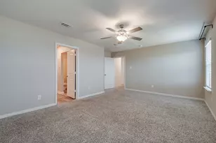 7525 Pleasant Oaks St, Fort Worth, TX 76120 - Photo 23